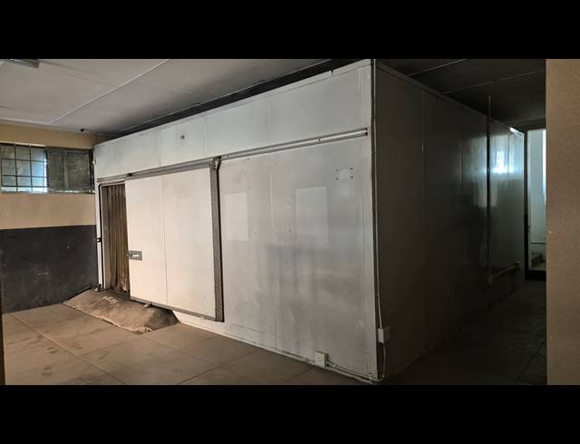 250M² RETAIL TO LET IN WHITE RIVER CENTRAL